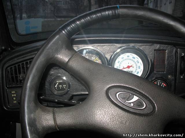 4432310.jpg